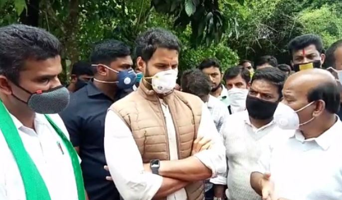 ಪ್ರವಾಹ ಪೀಡಿತ ಪ್ರದೇಶಗಳಿಗೆ ನಿಖಿಲ್ ಕುಮಾರಸ್ವಾಮಿ ಭೇಟಿ