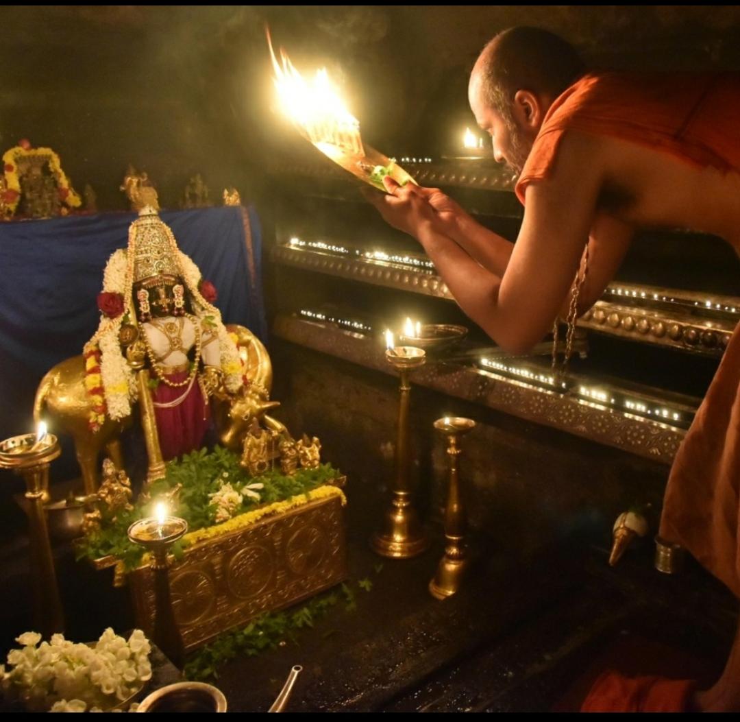 ಸೌರಮಾನ ಪಂಚಾಂಗ ಅನುಸರಣೆ ಹಿನ್ನಲೆಯಲ್ಲಿ ಉಡುಪಿಯ ಶ್ರೀಕೃಷ್ಣಮಠದಲ್ಲಿ  ಸೆಪ್ಟೆಂಬರ್ 10ರಂದು ಜನ್ಮಾಷ್ಟಮಿ ಆಚರಣೆ ನಡೆಯಲಿದೆ