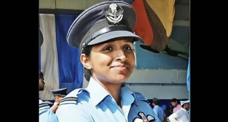 ಫ್ಲೈಟ್ ಲೆಫ್ಟಿನೆಂಟ್ ಶಿವಾನಿ ಸಿಂಗ್ ರಾಫೆಲ್ ಜೆಟ್ ಚಲಾಯಿಸಲಿರುವ ಐಎಎಫ್ ನ ಮೊದಲ ಮಹಿಳಾ ಪೈಲಟ್