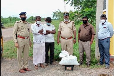 ಗಾಂಜಾ ಸಾಗಾಟದ ವೇಳೆ ಪೊಲೀಸರ ಬಲೆಗೆ ಬಿದ್ದ ಖತರ್ನಾಕ್ ಗ್ಯಾಂಗ್  