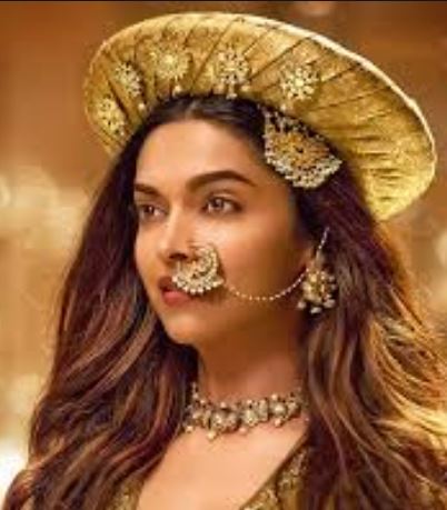 ದೀಪಿಕಾ ಪಡುಕೋಣೆ – ಬನ್ಸಾಲಿ ಕಾಂಬಿನೇಷನ್ ನಲ್ಲಿ ಮತ್ತೆ ಹೊಸ ಚಿತ್ರ..!