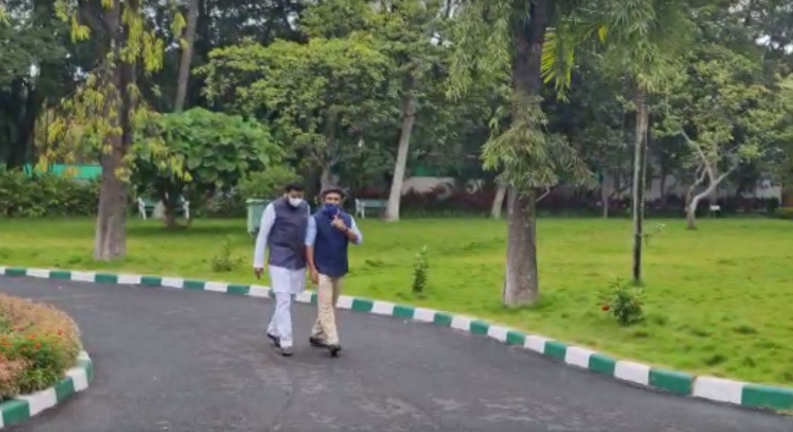 ಸಂತೋಷದಿಂದ ಒಪ್ಪಿಕೊಂಡಿದ್ದೇನೆ:ಶ್ರೀರಾಮುಲು, ಡಿಪ್ರಮೋಟ್ ಅಲ್ಲ..ಪ್ರಮೋಷನ್;ಸುಧಾಕರ್..!