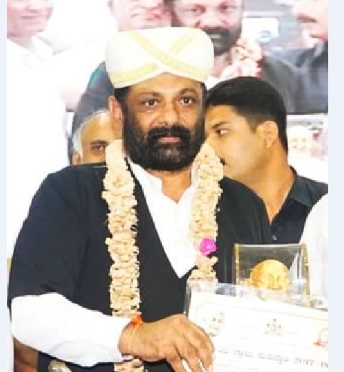 ಹಳ್ಳಿಫೈಟ್ | ಜೈಲಿನಿಂದ ಸ್ಪರ್ಧಿಸಿ ನಾಲ್ಕನೇ ಬಾರಿ ಗೆದ್ದ, ಅಕ್ಕನನ್ನು ಮಣಿಸಿ ಗೆದ್ದ ತಂಗಿ ಗೆಲುವು..!