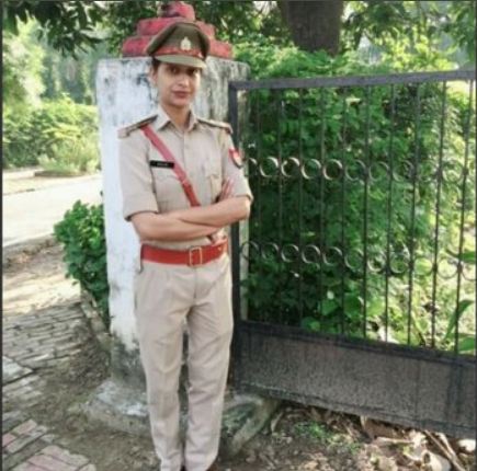 ನೇಣ ಬಿಗಿದ ಸ್ಥಿತಿಯಲ್ಲಿ ಪತ್ತೆಯಾಯ್ತು ಮಹಿಳಾ ಸಬ್ ಇನ್ ಸ್ಪೆಕ್ಟರ್ ಮೃತದೇಹ..!