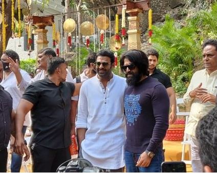 ಸಲಾರ್ ಮುಹೂರ್ತ : ‘ಬಾಹುಬಲಿ’ ಜೊತೆ ರಾಖಿಭಾಯ್..!