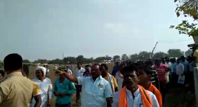 ಗ್ರಾ.ಪಂ ಅಧ್ಯಕ್ಷೀಯ ಚುನಾವಣೆ ವೇಳೆ ಕೈ – ಕಮಲ ಕಾರ್ಯಕರ್ತರ ನಡುವೆ ಮಾರಾಮಾರಿ..!