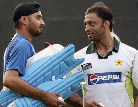 harbhajan singh and shoib akthar saakshatv