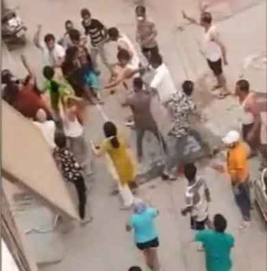 ‘ನಾಯಿಯನ್ನು ನಾಯಿ’ ಎಂದಿದ್ದೇ ತಪ್ಪಾ…? ನಿಮ್ಮ ನಾಯಿ ಎಂದಿದ್ದಕ್ಕೆ ಮಕ್ಕಳು,  ಮಹಿಳೆಯರ ಮೇಲೆ ಹಲ್ಲೆ ನಡೆಸಿದ ಮಾಲೀಕ..!