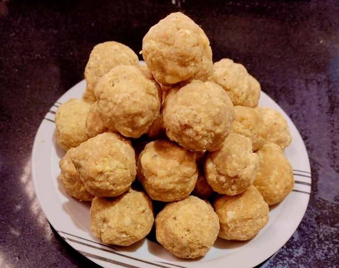 hesaru hittina laddu