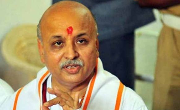 ಅಫ್ಗಾನ್ ಮುಸ್ಲಿಮರಿಗೆ ಭಾರತದಲ್ಲಿ ಆಶ್ರಯ ನೀಡದಂತೆ ಪ್ರವೀಣ್ ತೊಗಾಡಿಯಾ ಒತ್ತಾಯ..!