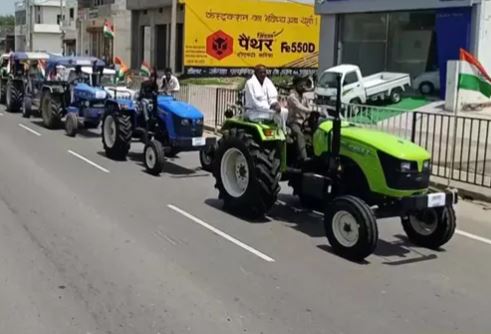 Tractor parade saaksha tv