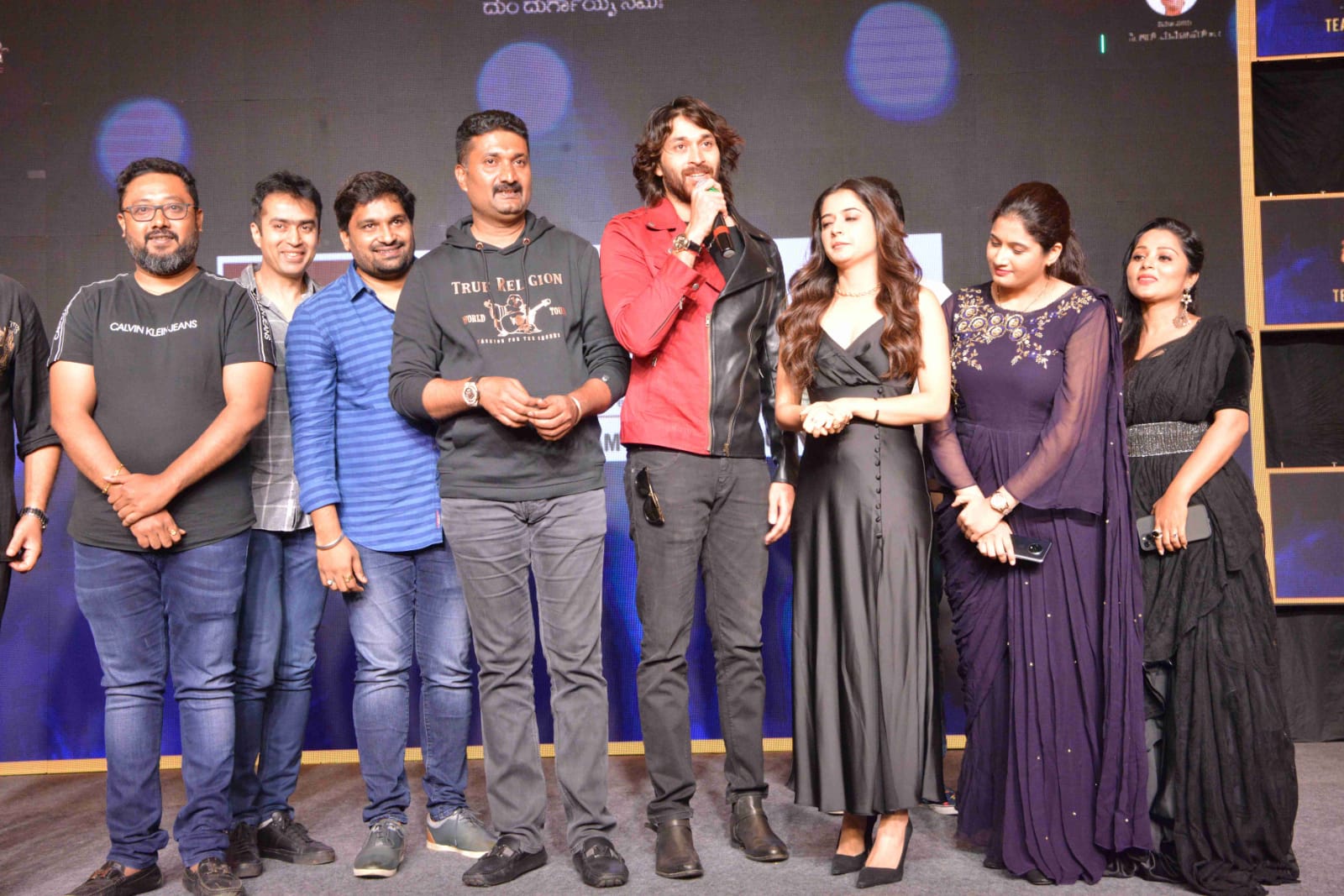 ಅದ್ದೂರಿಯಾಗಿ ಬಿಡುಗಡೆಯಾಯಿತು “ರೇಮೊ” ಚಿತ್ರದ ಟೀಸರ್..!