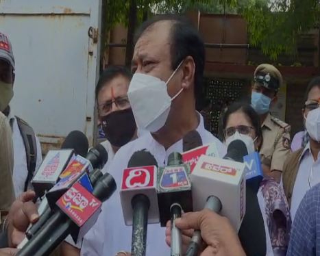 Congress don't have job so they are doing Mekedatu Padyatra: KC Narayana Gowda Saaksha Tv Tv