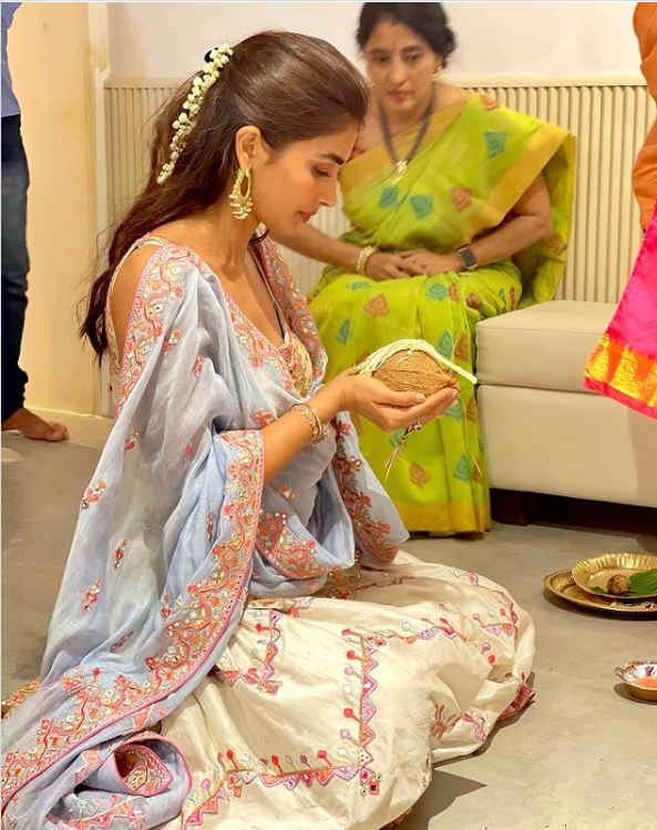 ಕನಸು ನನಸು ಮಾಡಿಕೊಂಡ ಕನ್ನಡತಿ ಪೂಜಾ ಹೆಗ್ಡೆ..!!