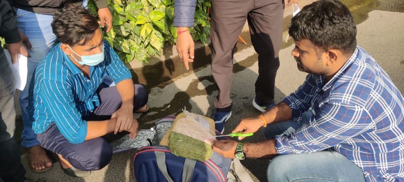 Bengaluru : ಗಾಂಜಾ ಮಾರಾಟಕ್ಕೆ ಯತ್ನಿಸಿದವ ಅಂದರ್