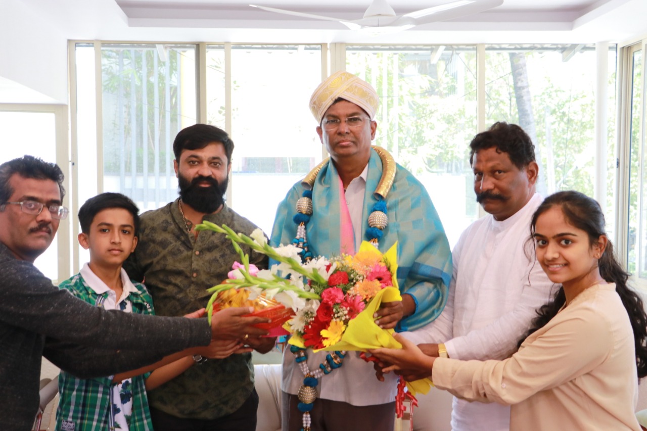Sandalwood : ‘ಈ ಗಾಳಿ ತಂಗಾಳಿ’ ಹಾಡನ್ನ ಬಿಡುಗಡೆ ಮಾಡಿ ‘ಕನ್ನೇರಿ’ ಚಿತ್ರತಂಡಕ್ಕೆ ಶುಭಕೋರಿದ ಶಾಸಕ ಸತೀಶ್ ಜಾರಕಿಹೊಳಿ