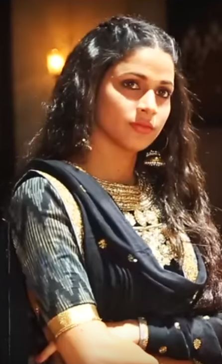 Tollywood : ಚೀಪ್ ನಟಿ ಎಂದ ನೆಟ್ಟಿಗನಿಗೆ ಮುಟ್ಟಿನೋಡಿಕೊಳ್ಳುವಂತೆ ಉತ್ತರ ಕೊಟ್ಟ ಲಾವಣ್ಯ…!!!