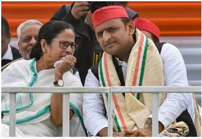 UP Election –  ಅಖಿಲೇಶ್ ಯಾದವ್  ಬೆಂಬಲಿಸಲು ಯುಪಿಗೆ ತೆರಳಲಿದ್ದಾರೆ ಮಮತಾ