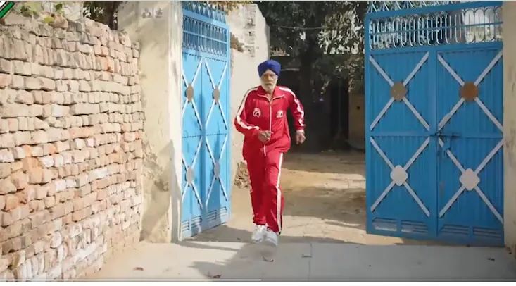 Punjab Election – ಪಂಜಾಬ್ ಚುನಾವಣೆಯಲ್ಲಿ ಮತ ಚಲಾಯಿಸಲು ಓಡಿ ಬಂದ 99 ವರ್ಷದ ವ್ಯಕ್ತಿ..(ವೀಡಿಯೋ)