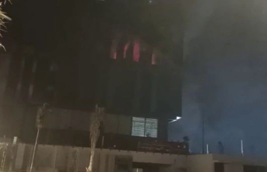 Fire-at-bagmane-tech-park-bengaluru saaksha tv