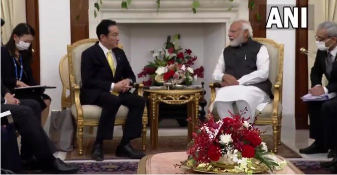 ಭಾರತ ಪ್ರವಾಸದ ವೇಳೆ  ಮೋದಿ ಜೊತೆ ಚರ್ಚೆ ನಡಿಸಿದೆ ಜಪಾನ್ ಪ್ರಧಾನಿ