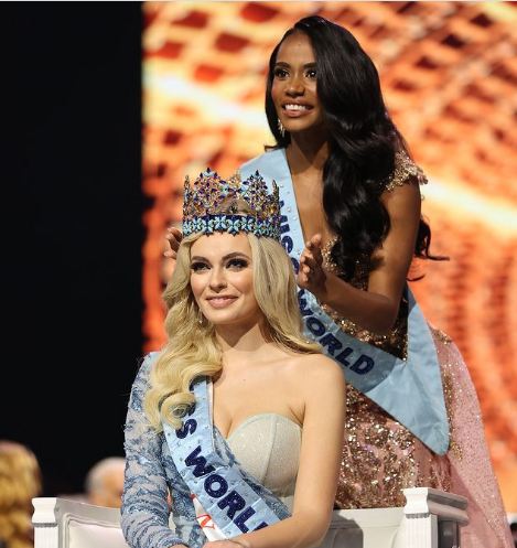 2021 ರ ವಿಶ್ವಸುಂದರಿ ಪಟ್ಟ ಗೆದ್ದ ಪೋಲೆಂಡ್ ನ ಕರೋಲಿನಾ ಬಿಲಾವ್ಸ್ಕಾ