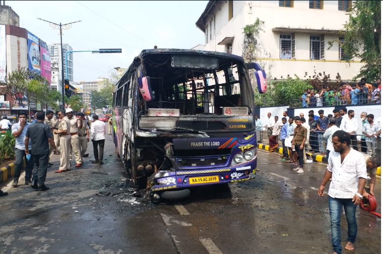 ಬಸ್ ಮತ್ತು ಬೈಕ್ ನಡುವೆ ಅಪಘಾತ – ಹೊತ್ತಿ ಉರಿದ ವಾಹನಗಳು…