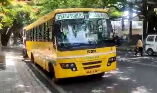 Bengaluru : Accident   : ಬಾಲಕಿ ಮೇಲೆ ಹರಿದ ಶಾಲಾ ಬಸ್