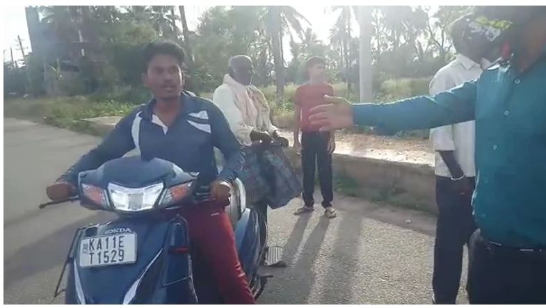 ಮಂಡ್ಯದಲ್ಲಿ ಪುಂಡರ ಅಟ್ಟಹಾಸ – ಸರಿಯಾಗಿ ಬೈಕ್ ಓಡಿಸು ಎಂದಿದ್ದಕ್ಕೆ ವ್ಯಕ್ತಿಯ ಮೇಲೆ ಹಲ್ಲೆ