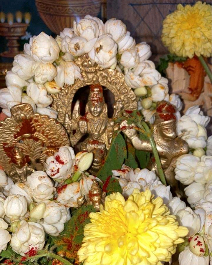 ದೇವರ ಪೂಜೆಗೆ ಸೂಕ್ತ ಸಮಯ ಯಾವುದು ಹಾಗೂ ಯಾವ ಸಮಯದಲ್ಲಿ ಪೂಜೆ ಮಾಡಿದರೆ ವಿಶೇಷವಾದ ಫಲಗಳು ಈ ರಾಶಿಯವರಿಗೆ ಪ್ರಾಪ್ತಿಯಾಗುತ್ತದೆ ಗೊತ್ತೇ ?