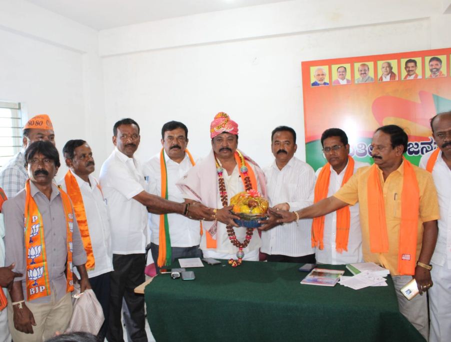 Vartoor Prakash press meet in kolar bjp saaksha tv