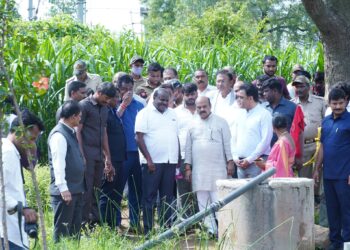 Basavraj bommai: ರಾಮನಗರದ ಮಳೆ ಪೀಡಿತ ಪ್ರದೇಶಗಳಿಗೆ ಭೇಟಿ ನೀಡಿದ ಸಿಎಂ ಬೊಮ್ಮಾಯಿ..