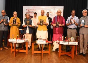 Rajnath Singh: ಗಾಂಧಿಜೀ ನಂತರ ಜನಸಾಮಾನ್ಯರ ಭಾವನೆಗಳನ್ನ ಅರ್ಥ ಮಾಡಿಕೊಂಡ ಏಕೈಕ ನಾಯಕ ಮೋದಿ – ರಾಜನಾಥ್ ಸಿಂಗ್