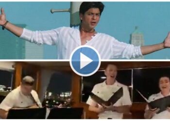 Viral Video: ಬಾಲಿವುಡ್  ಹಾಡು ಹಾಡಿದ ಅಮೆರಿಕಾ ನೌಕಾಪಡೆ ಅಧಿಕಾರಿಗಳು…