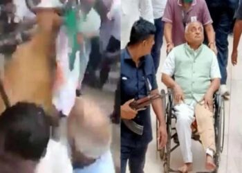 Har Ghar Tiranga – ಯಾತ್ರೆ ವೇಳೆ  ಮಾಜಿ ಉಪಮುಖ್ಯಮಂತ್ರಿಗೆ ಗುದ್ದಿದ ಗೂಳಿ