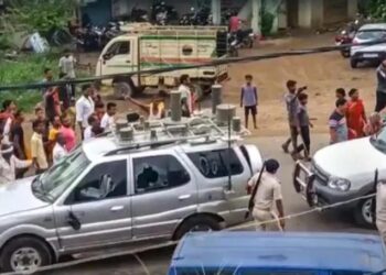 Bihar – CM ನಿತೀಶ್ ಕುಮಾರ್  ಬೆಂಗಾವಲು ಪಡೆಯ ವಾಹನಗಳ ಮೇಲೆ ಕಲ್ಲೂ ತೂರಾಟ..