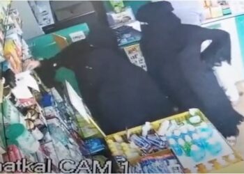 Uttara Kannada women who came to the medical shop theft things saaksha tv