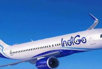 mangaluru-Flight delayed over mobile chat between couple saaksha tv