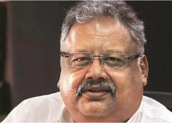 Rakesh Jhunjhunwala Passes Away Big Bull of Indian Share Market Legendary Investor saaksha tv