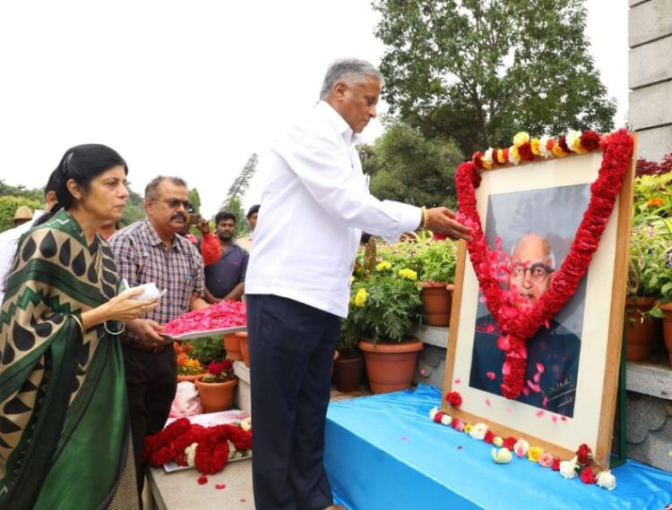 bangalore-Nijalingappa's contribution is immense for karnataka V. Somanna saaksha tv