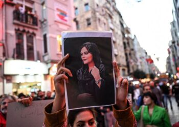 International-ಮಹ್ಸಾ ಅಮಿನಿಯ ಸಾವಿನ ನಂತರ ಇರಾನ್ ನಲ್ಲಿ ತೀವ್ರಗೊಂಡ ಪ್ರತಿಭಟನೆಯ  5 ಅಂಶಗಳು