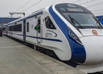 vande bharat express ರೈಲಿನ ದಾಖಲೆ – 52 ಸೆಕೆಂಡ್ ಗಳಲ್ಲಿ 0 -100 KM ವೇಗ ಹೆಚ್ಚಳ..