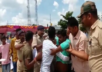 P Rajiv: ಕಳಪೆ ಕಾಮಗಾರಿ ಪ್ರಶ್ನಿಸಿದ್ದಕ್ಕೆ ಅರೆಸ್ಟ್ ಮಾಡಿ ಎಂದ ಶಾಸಕರು.. 