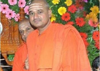 madiwaleshwara-mutt-swamiji-basavalinga-swami-has-commited-suicide saaksha tv