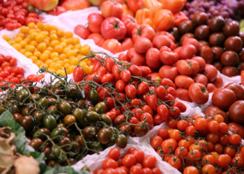 Tomato -ನಿಮಗೆ ಟೊಮೆಟೊ ಅಂದ್ರೆ ಇಷ್ಟಾನಾ..! ನಿಮಗೆ ಟೊಮೆಟೊ ಬಗ್ಗೆ ಗೊತ್ತಿರದ ಮಾಹಿತಿ ಎಲ್ಲಿದೆ.