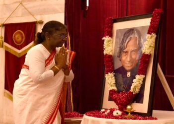 APJ Abdul Kalam: ಎಪಿಜೆ ಅಬ್ದುಲ್ ಕಲಾಂ ಜನ್ಮದಿನ – ರಾಷ್ಟ್ರಪತಿ, ಪ್ರಧಾನ ಮಂತ್ರಿಗಳಿಂದ ಗೌರವ…