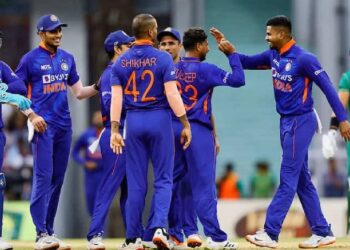 India VS South Africa: ವೃತ್ತಿ ಜೀವನದ  ಮೊದಲ ವಿಕೆಟ್ ಪಡೆದ ಶಹಬಾಜ್ ಅಹ್ಮದ್