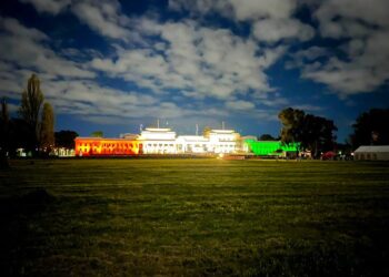 Australian Parliament: ಆಸ್ಟ್ರೇಲಿಯಾ ಸಂಸತ್ ಗೆ ತ್ರಿವರ್ಣ ಧ್ವಜದ ದೀಪಾಲಂಕಾರ – ಜೈಶಂಕರ್ ಗೆ ಭವ್ಯ ಸ್ವಾಗತ… 