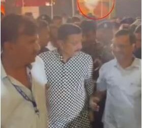 Plastic bottle thrown at Delhi CM Arvind Kejriwal