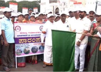 Dasara 2022 ST Somasekhar green signal for vintage car show 160575-2